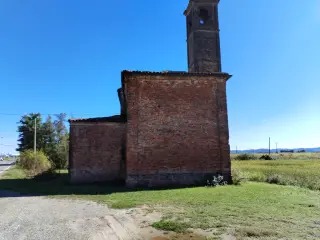 Abside e campanile - Chiesa di San Giovanni Battista alla Colombara a Livorno FerrarisFrazione Colombara