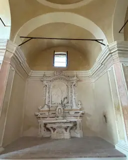 Altare - Chiesa Cimiteriale di San Bartolomeo a San Giorgio Scarampi