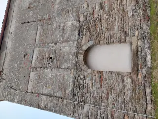 Fianco Destro - Porta originale murata - Santuario di San Pancrazio a Silvano d'Orba