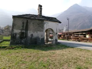 Fianco Destro - Cappella di St Suaire a IssogneFrazione La Place