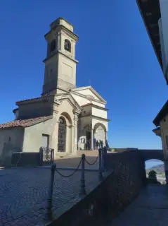Vista - Chiesa di San Leonardo a NebbiunoFrazione Tapigliano