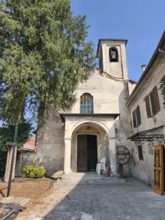 Facciata - Chiesa di Santa Maria Assunta a CasalvoloneFrazione Pisnengo