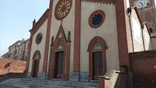 Facciata - Parrocchiale di Santa Sabina a Pomaro Monferrato