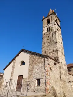 Facciata e campanile - Chiesa  Parrocchiale Vecchia dell' Assunta a Ponti
