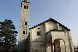 Facciata e campanile - Parrocchiale dell' Assunta a Ameno