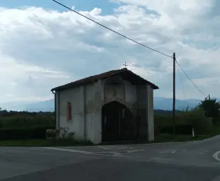 Esterno - Cappella della Crocetta a Rocca de' Baldi