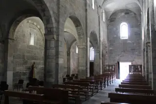 Navata vero portale - Parrocchiale dell' Assunta o di Santa Maria a Armeno