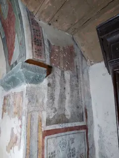 Tracce di affresco - Parrocchiale di Santa Margherita a Casteldelfino