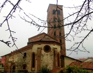 Abside e campanile - Collegiata dell' Assunta a Revello