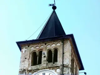 Dettaglio stemmi dei Savoia - Parrocchiale dei Santi Marcellino, Pietro ed Erasmo a Envie