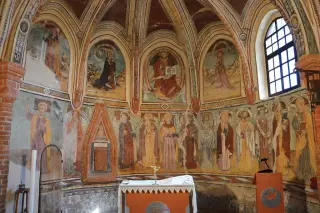 Affreschi presbiterio - Cappella Cimiteriale di San Giovanni Battista a Volvera