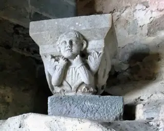 Sculture-Particolare - Sacra o Sagra di San Michele a Sant'Ambrogio di TorinoFrazione Sacra di San Michele