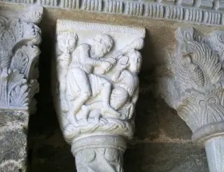 Sculture-Particolare - Sacra o Sagra di San Michele a Sant'Ambrogio di TorinoFrazione Sacra di San Michele