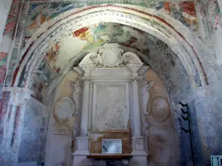 Fondo - Chiesa di Santa Caterina a Chiomonte