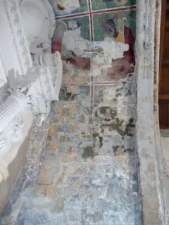 Sottarco, lato destro - Chiesa di Santa Caterina a Chiomonte