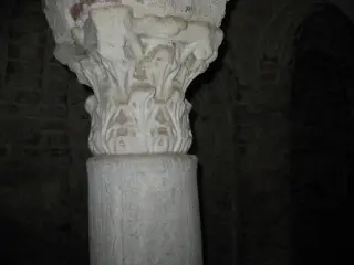 Capitello - Chiesa-cripta di Sant'Anastasio a Asti