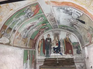 Interno - Cappella di San Giulio a LemieFrazione Forno