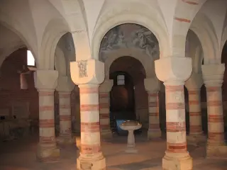 Interno - Battistero o Rotonda di San Pietro in Consavia a Asti