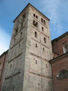 Campanile - Abbazia dell' Assunta o di Fruttuaria a San Benigno Canavese