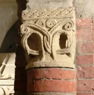 Capitello - Cattedrale o Duomo di Santa Maria a Ivrea