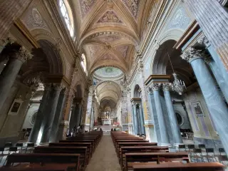 Interno - Cattedrale o Duomo di Santa Maria a Ivrea