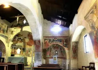 Interno - Chiesa di San Pietro a Avigliana