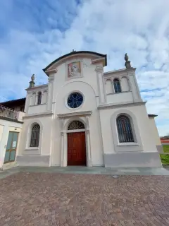 Facciata - Parrocchiale di Santa Cecilia a Caresanablot
