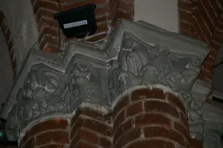 Capitello - Chiesa di San Bernardo a Vercelli