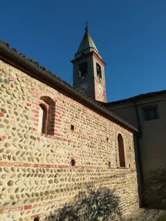 Fianco - Parrocchiale di San Lorenzo a Mandello Vitta
