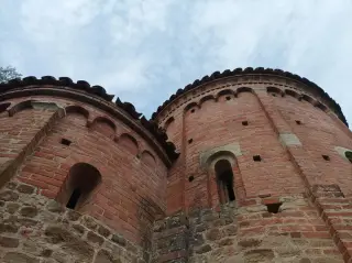 Absidi - Chiesa Cimiteriale di San Giorgio a MontafiaFrazione Bagnasco