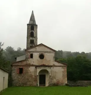 Facciata e campanile - Chiesa di San Germano a TollegnoFrazione Curavecchia