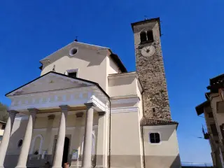 Facciata - Parrocchiale di San Giovanni Battista e San Dionisio a VeglioFrazione Borgo