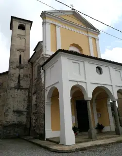 Facciata e campanile - Parrocchiale di San Tommaso a Cerreto Castello
