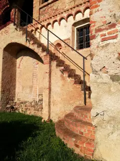 Archetti pensili - Chiesa della Madonna di Cerniori o Santa Maria de Cerniori a RoasioFrazione Curavecchia