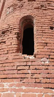 Monofora absidale - Pieve di San Giovanni Battista a Bassignana