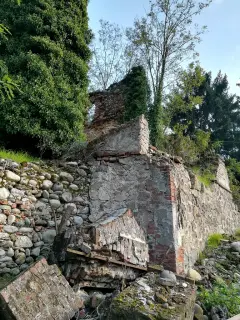 Resti - Chiesa di San Bernardo di Mentone a Gattinara