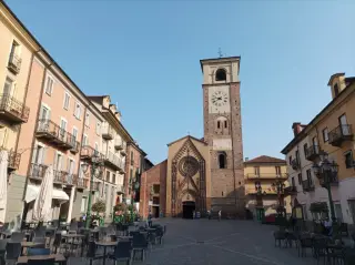Facciata e Campanile - Duomo di Santa Maria Assunta a Chivasso
