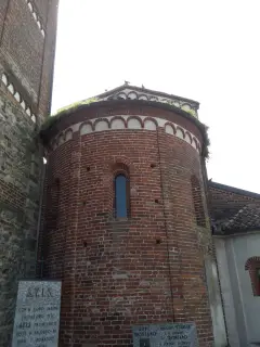 Abside - Chiesa di San Pietro al Cimitero a Tronzano Vercellese