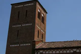 Campanile - Chiesa di San Pietro al Cimitero a Tronzano Vercellese