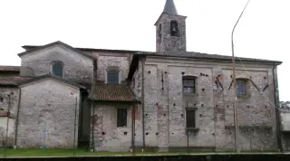 Fianco - Parrocchiale dei Santi Vincenzo e Anastasio a Varallo Pombia