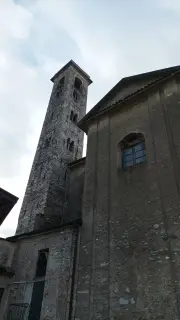 Campanile - Parrocchiale di Maria Vergine Assunta a MeinaFrazione Ghevio