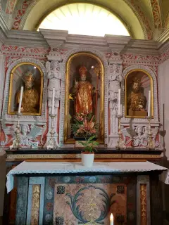 Altare - Chiesa di San Vittore a StresaFrazione Isola dei Pescatori