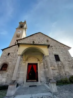 Facciata - Chiesa di San Gaudenzio a OmegnaFrazione Crusinallo