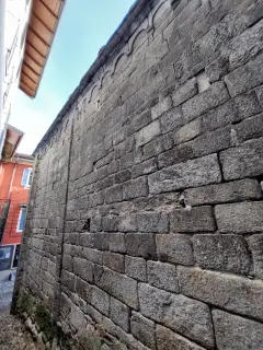 Fianco - Chiesa di Santa Marta a Mergozzo