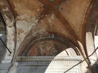 Affresco nel portico - Parrocchiale di San Bartolomeo a Villadossola