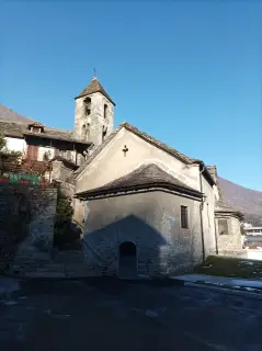 Facciata e Campanile - Chiesa o Oratorio di Santa Maria Assunta o al Piaggio a VilladossolaFrazione Piaggio