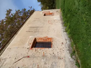 Fianco - Chiesa di Santa Maria in Valle a Agrate Conturbia