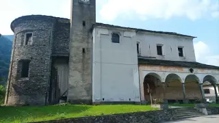 Fianco - Chiesa di San Bartolomeo a Scopa