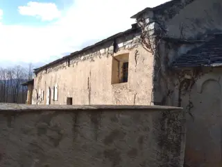 Fianco - Chiesa di San Martino di Ingravo a Bolzano Novarese