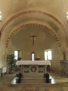 Absidi interne viste dall'altare - Chiesa di Santa Maria della Spina a Val Della TorreFrazione Brione